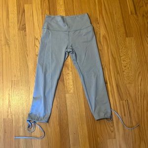 Aerie Chill Play Move leggings/capri leggings